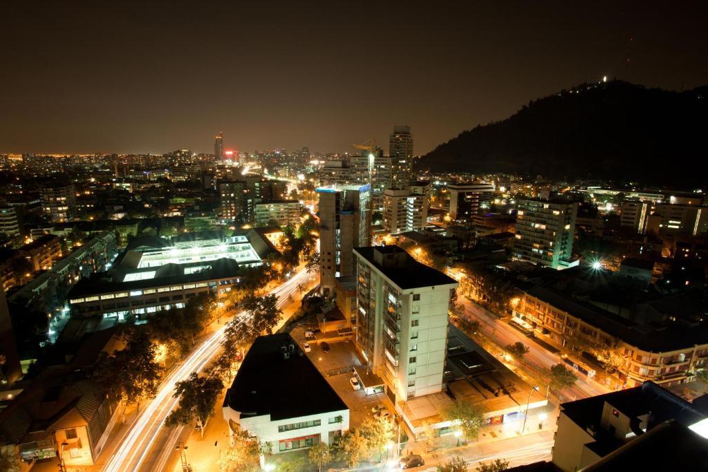 Apartamentos Capital Santiago Exterior foto