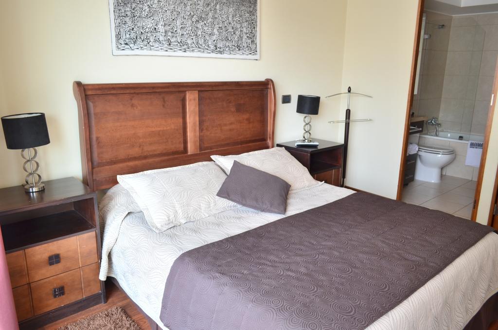Apartamentos Capital Santiago Cameră foto